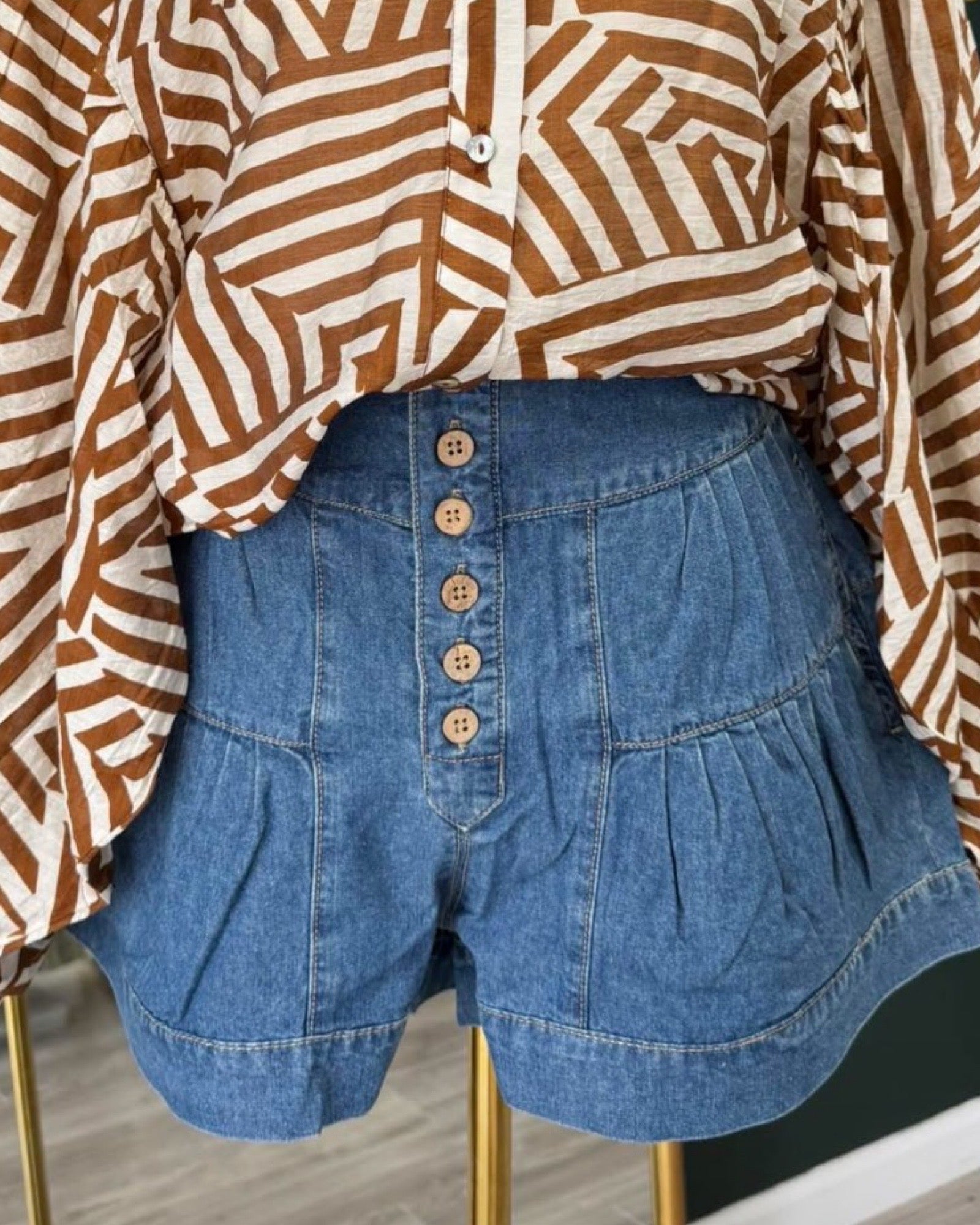 ee:some Women’s Denim Pleated Button Down Shorts